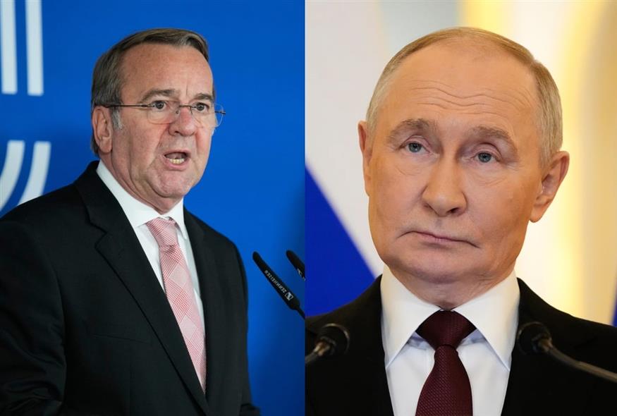 Ο Γερμανός Υπουργός Άμυνας, Μπόρις Πιστόριους και ο Ρώσος πρόεδρος Βλαντιμίρ Πούτιν (AP)