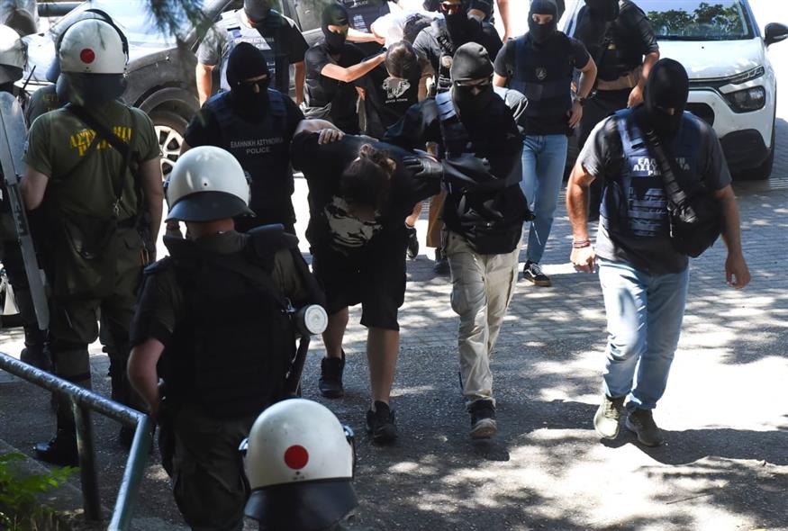 Οι συλληφθέντες για την εμπρηστική επίθεση στη Θεσσαλονίκη (ΙΝΤΙΜΕ)