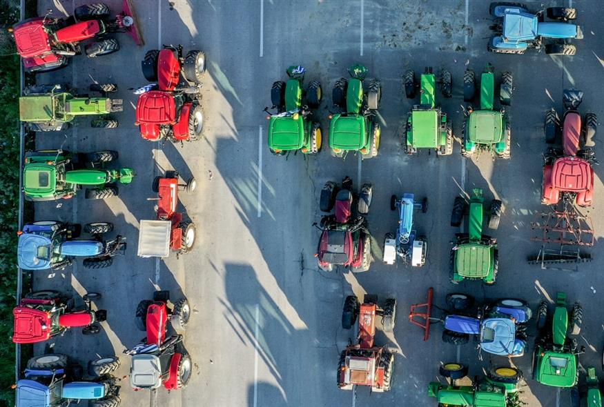 Τρακτέρ (ΣΩΤΗΡΗΣ ΤΡΥΨΑΝΗΣ/EUROKINISSI)