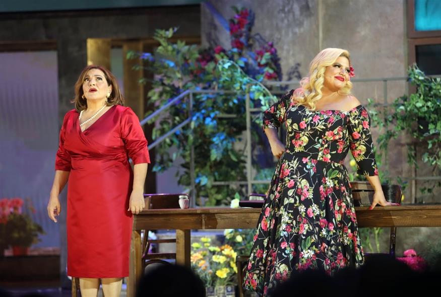 Βίκυ Σταυροπούλου - Δανάη Μπάρκα (NDP Photos)