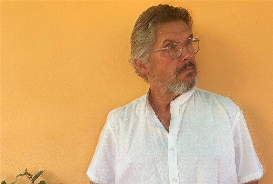 Νίκος Καμτσής