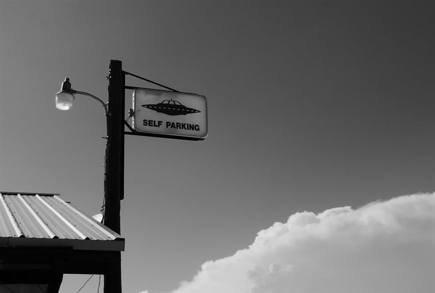 UFO (unsplash)