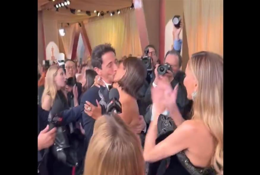 Χάλι Μπέρι - Άντριεν Μπρόντι (Copyright:X)