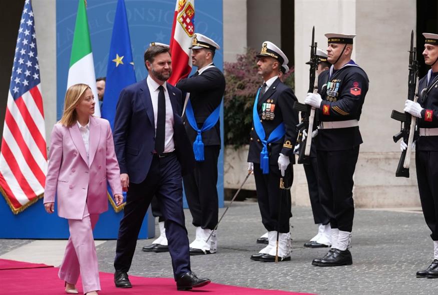 Συνάντηση Βανς-Μελόνι στη Ρώμη (AP)