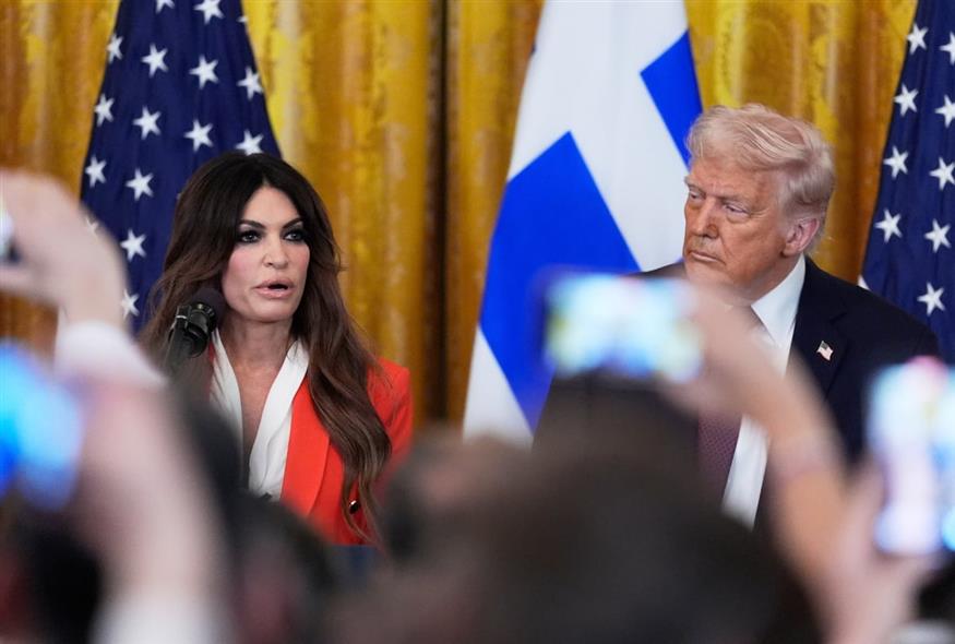 (AP Photo/Mark Schiefelbein)