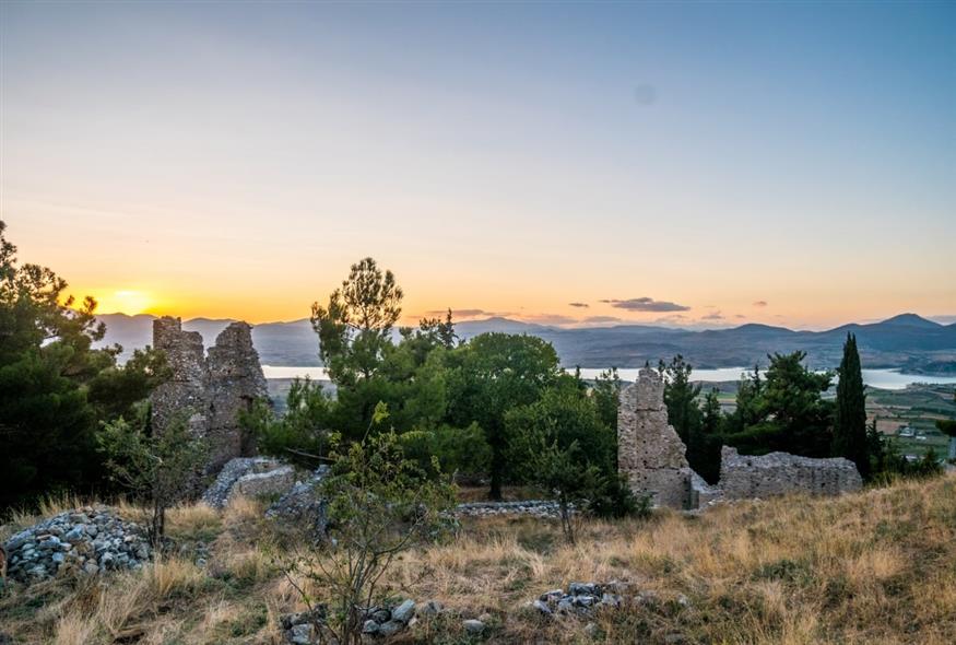 Σέρβια (Βικιπαίδεια/Destinygreece)