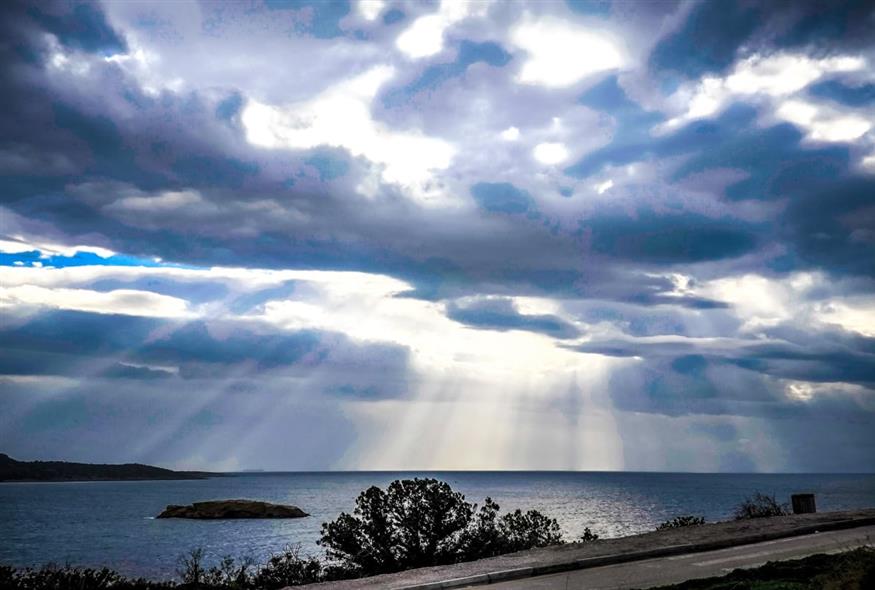 Συννεφιασμένος καιρός την Παρασκευή (Eurokinissi)