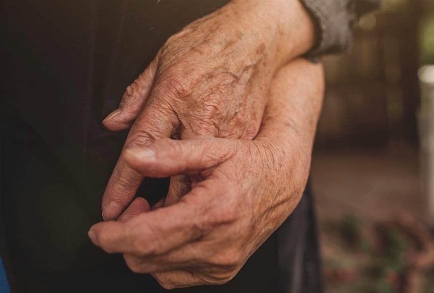 Ηλικιωμένοι (unsplash)