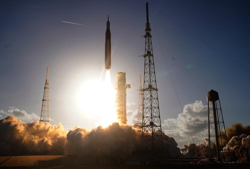 Η πρώτη αποστολή της NASA στο Φεγγάρι μετά από σχεδόν 54 χρόνια - Εντυπωσιακές εικόνες