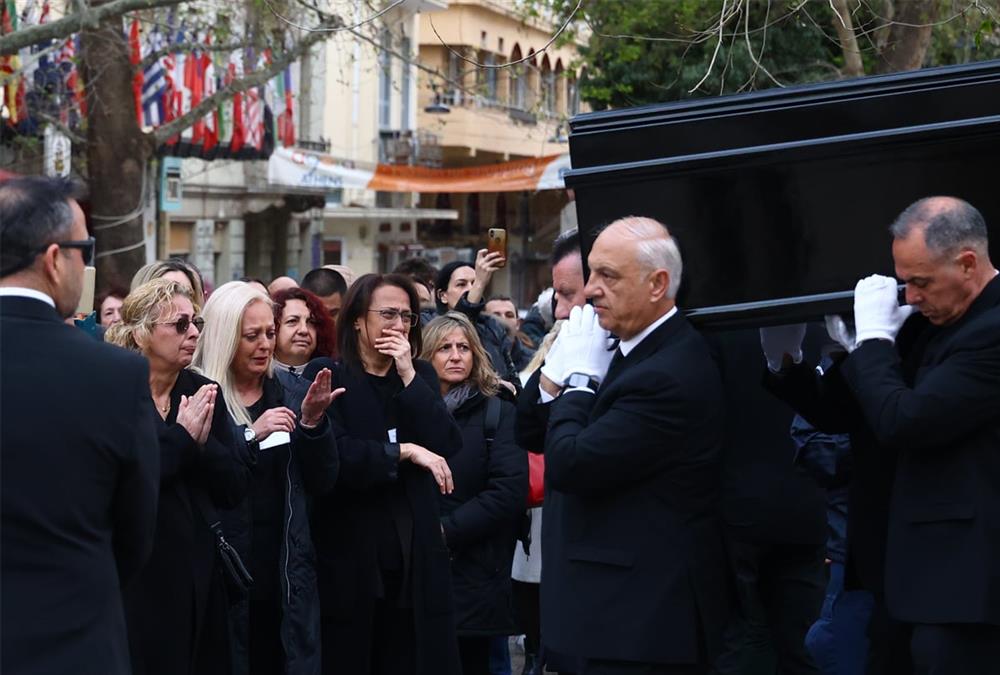 Το τελευταίο αντίο στην τεράστια Μαρινέλλα