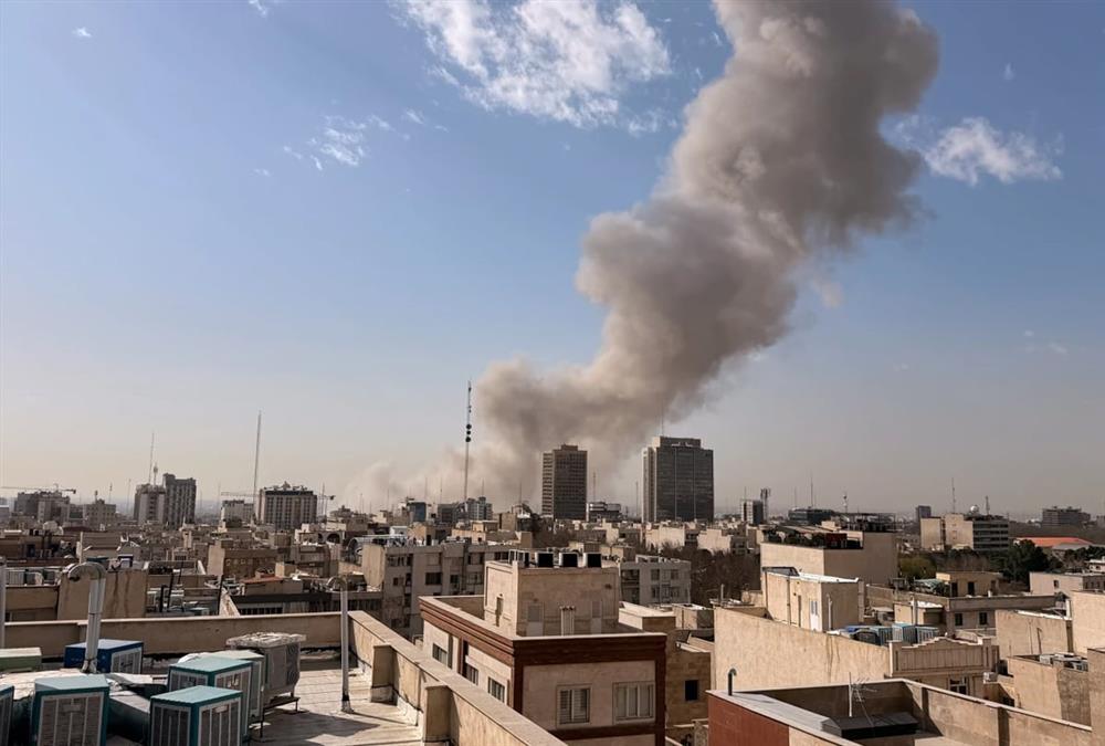 Οι επιθέσεις ΗΠΑ - Ισραήλ και η αντίδραση του Ιράν