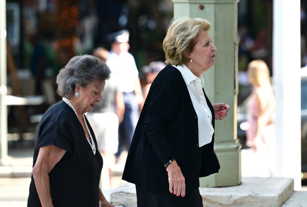 Ράγισαν καρδιές στο τελευταίο «αντίο» στη Μάρω Κοντού - Η Ελλάδα αποχαιρέτησε μία σπουδαία κυρία της τέχνης