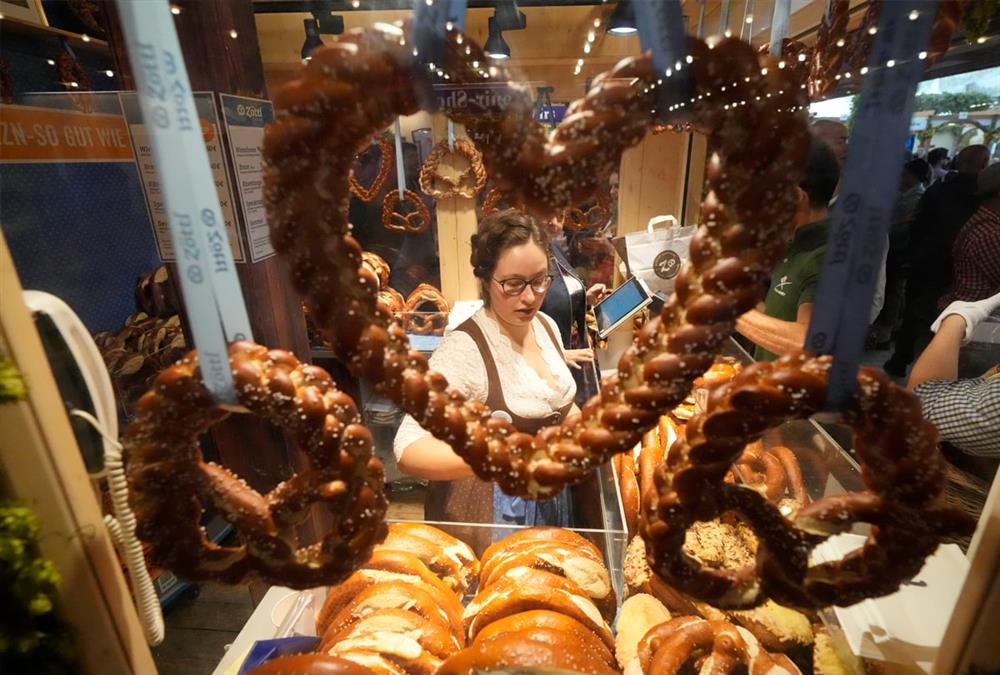 Το Oktoberfest άνοιξε στο Μόναχο! Δείτε τις καλύτερες φωτογραφίες