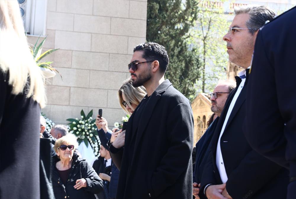 Το τελευταίο αντίο στην τεράστια Μαρινέλλα