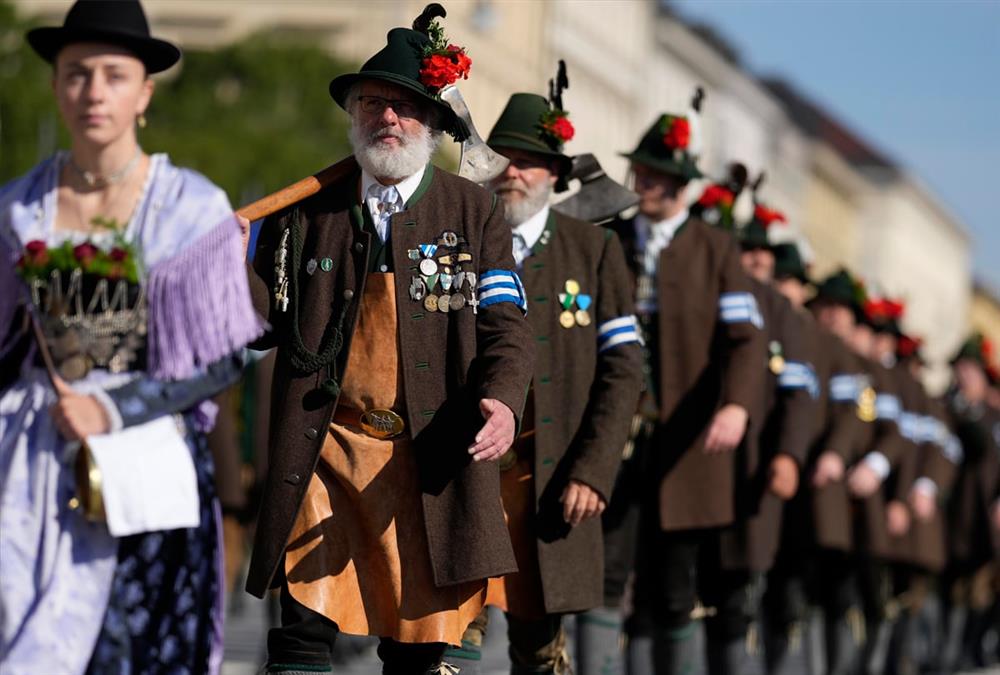 Το Oktoberfest άνοιξε στο Μόναχο! Δείτε τις καλύτερες φωτογραφίες