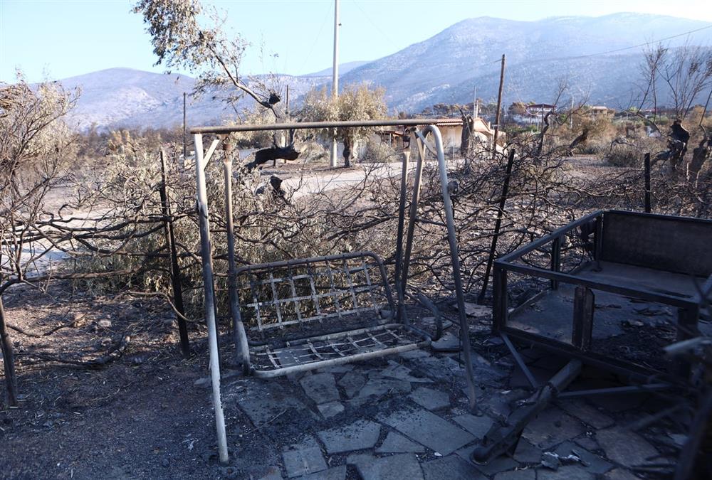 Εικόνες καταστροφής στο Πόρτο Γερμενό