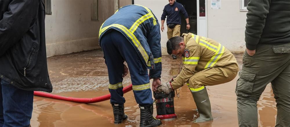 «Αυτό το πράγμα δεν έχει ξαναγίνει»: Μεγάλες καταστροφές στην Κρήτη - Σε απόγνωση οι κάτοικοι