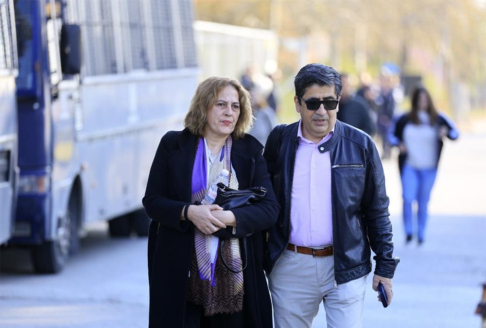 Δίκη για τα Τέμπη, 3η ημέρα: Ηχηρά μηνύματα για δικαιοσύνη και δικαίωση των οικογενειών των θυμάτων - Παρόντες και επιζήσαντες