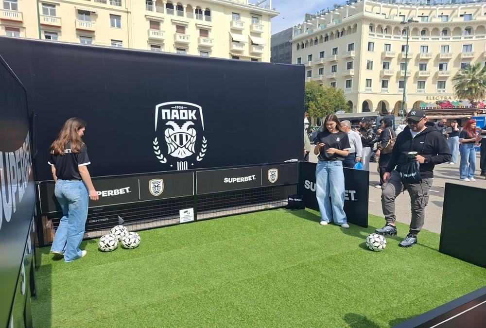 Ο ΠΑΟΚ γιορτάζει έναν αιώνα ζωής: Συγκίνηση, περηφάνια και πολλές εκπλήξεις στην ασπρόμαυρη πλατεία Αριστοτέλους