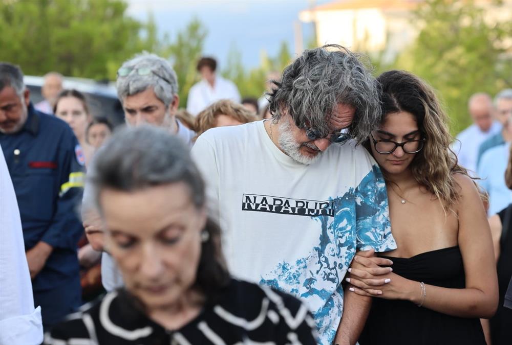 8 χρόνια από το Μάτι, εικόνες από τις εκδηλώσεις μνήμης (INTIME, EUROKINISSI)