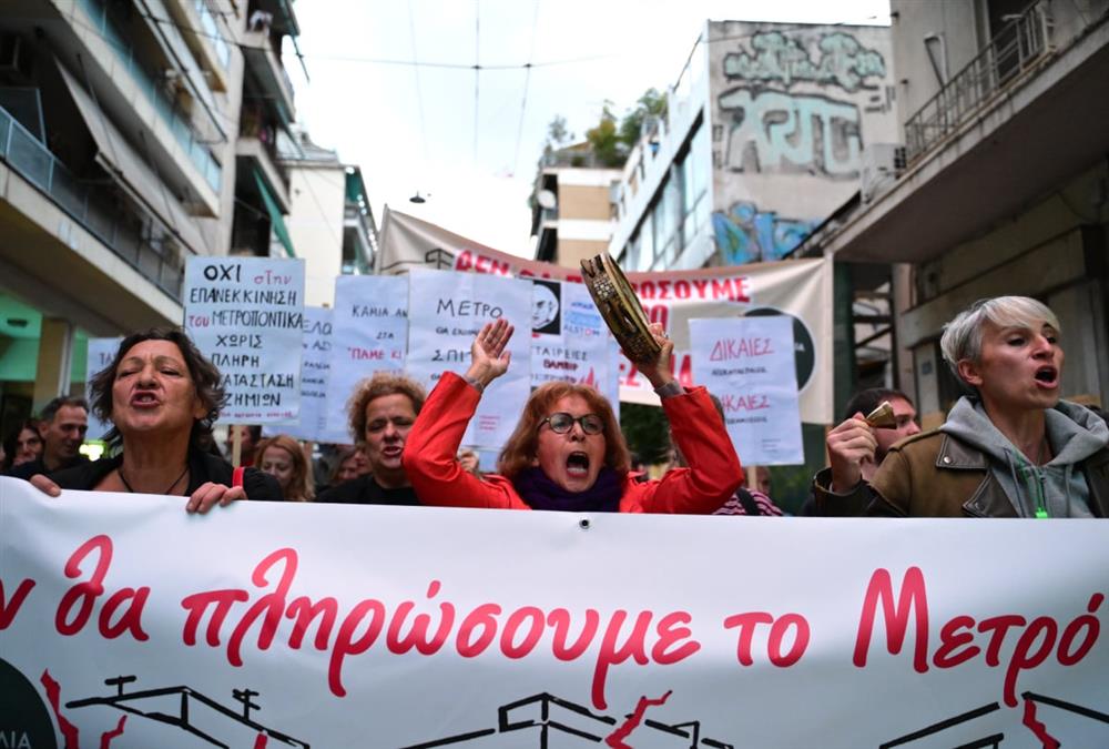 «Δεν θα πληρώσουμε το μετρό με τις ζωές μας»: Μεγάλη συγκέντρωση στην Κυψέλη για τις ρωγμές στα σπίτια
