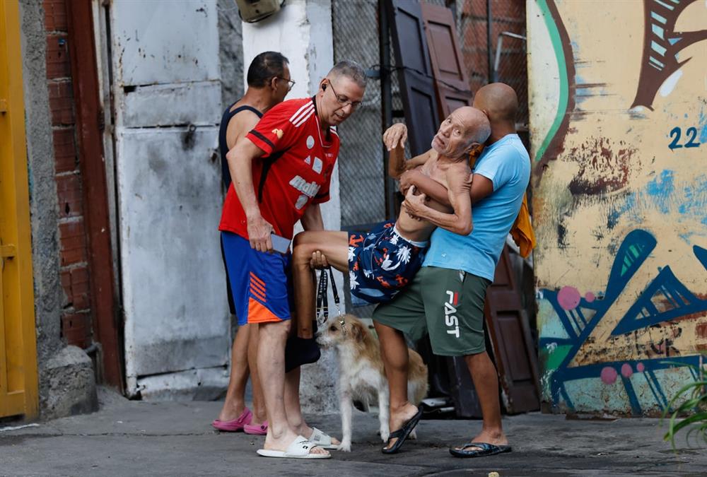 Ακραία καταστροφή στη Βενεζουέλα μετά τους σεισμούς των 7,5 και 7,2 Ρίχτερ