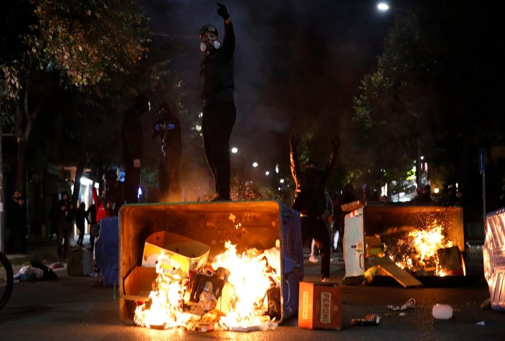 Αλβανία σε αναβρασμό: Νεολαία εναντίον Ράμα