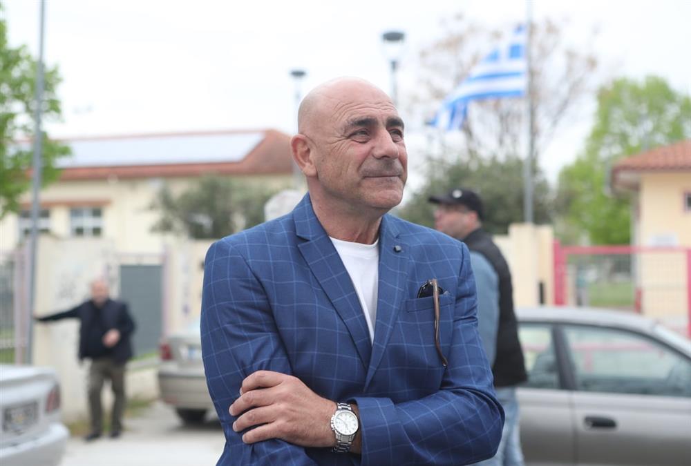 Βουβός πόνος στο τελευταίο «αντίο» στον Στέφανο Μπορμπόκη - Η σημαία του ΠΑΟΚ στο φέρετρό του