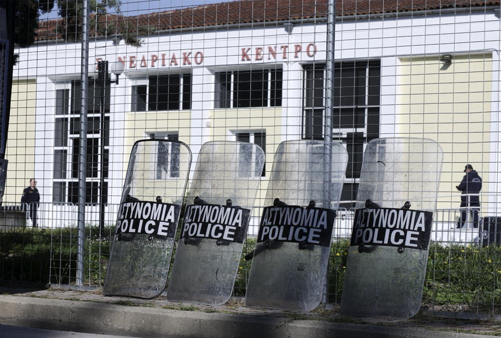 Δίκη για τα Τέμπη, 3η ημέρα: Ηχηρά μηνύματα για δικαιοσύνη και δικαίωση των οικογενειών των θυμάτων - Παρόντες και επιζήσαντες