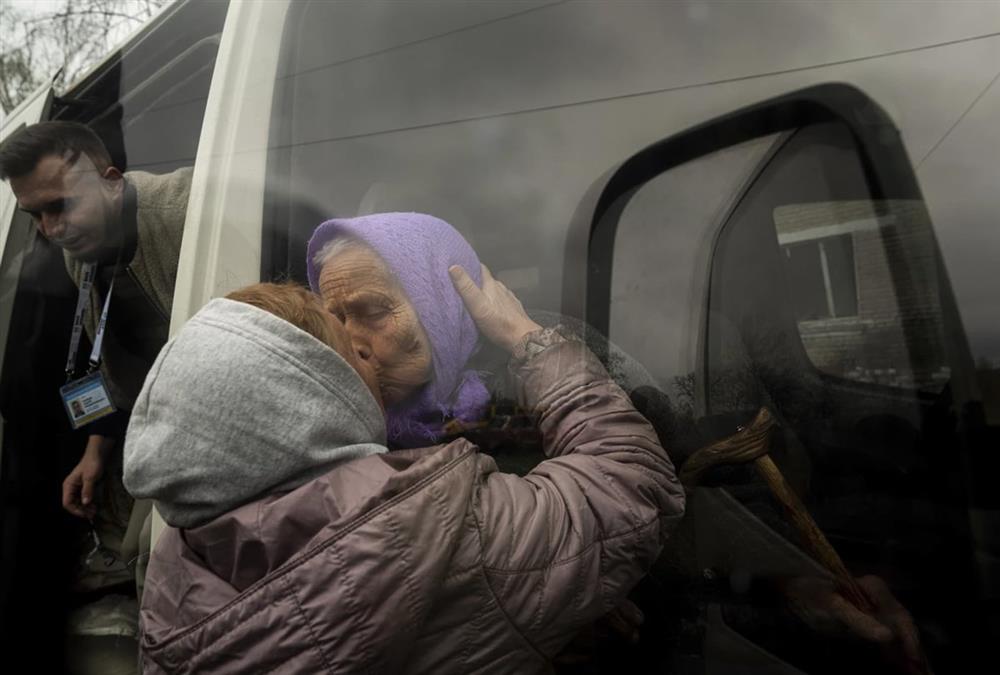 Ουκρανία: Ο πόλεμος των 1,033 ημερών μέσα από τον φωτογραφικό φακό - Οι πιο δυνατές φωτογραφίες του 2024