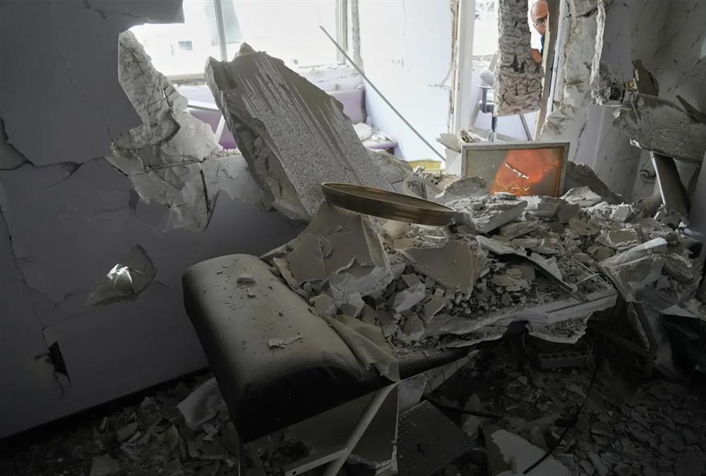 Οι επιθέσεις ΗΠΑ - Ισραήλ και η αντίδραση του Ιράν