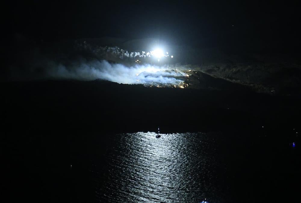Καθηλωτικές εικόνες από την αναπαράσταση της έκρηξης του ηφαιστείου της Σαντορίνης
