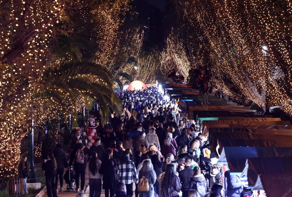 Στους ρυθμούς των Χριστουγέννων η Αθήνα - Οι δωρεάν εκδηλώσεις για μικρούς και μεγάλους