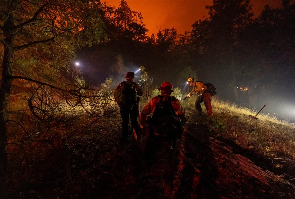 Πύρινη κόλαση στην Καλιφόρνια: Στάχτη χιλιάδες στρέμματα και δεκάδες σπίτια - Συγκλονιστικές εικόνες