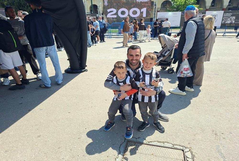 Ο ΠΑΟΚ γιορτάζει έναν αιώνα ζωής: Συγκίνηση, περηφάνια και πολλές εκπλήξεις στην ασπρόμαυρη πλατεία Αριστοτέλους