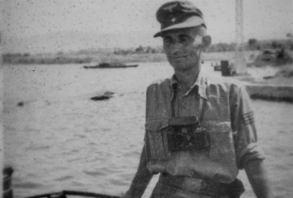 Οι συγκλονιστικές φωτογραφίες - ντοκουμέντα από την εκτέλεση των «200» στην Καισαριανή