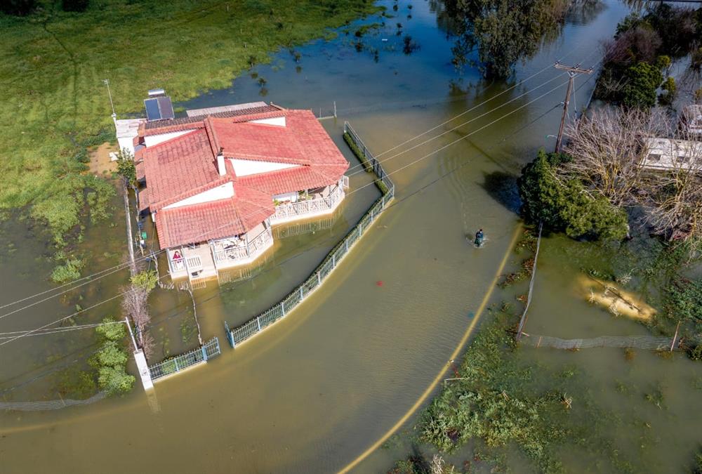 Εικόνες-καταστροφής στο Βαρθολομιό: Πλημμύρες «βούλιαξαν» όλο το χωριό