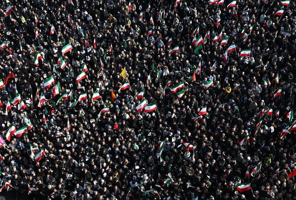 Φωτογραφίες από το Ιράν, το Ισραήλ και τον Λίβανο κατά τη δεύτερη εβδομάδα του πολέμου στο Ιράν