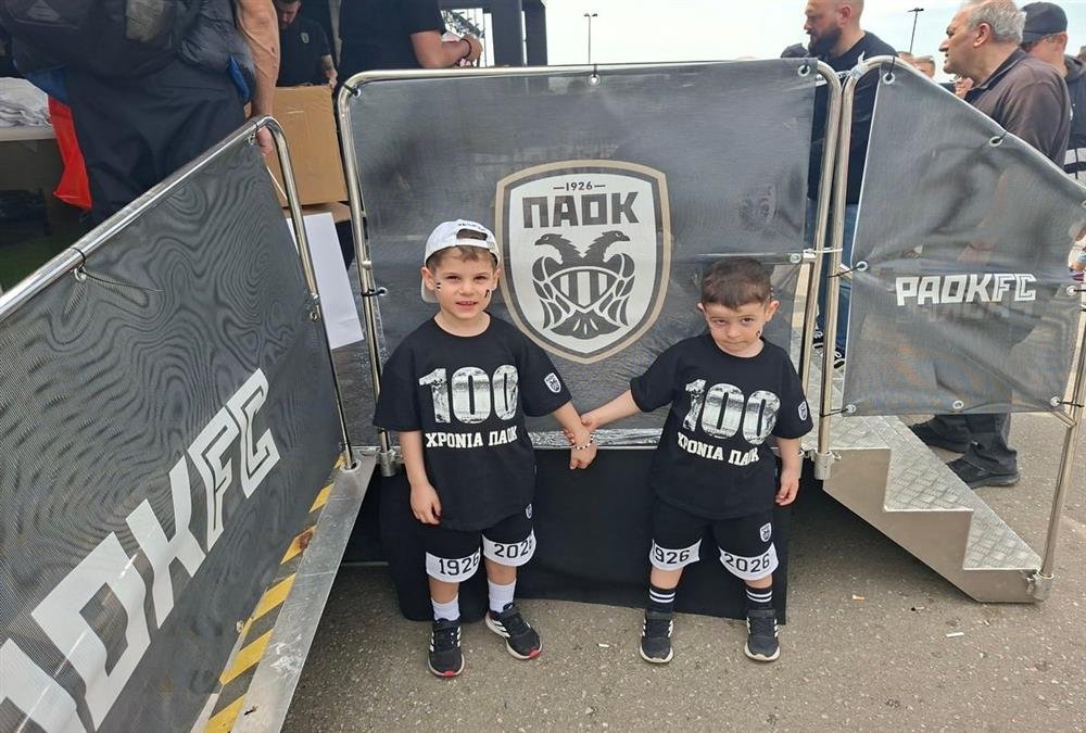 Ο ΠΑΟΚ γιορτάζει έναν αιώνα ζωής: Συγκίνηση, περηφάνια και πολλές εκπλήξεις στην ασπρόμαυρη πλατεία Αριστοτέλους