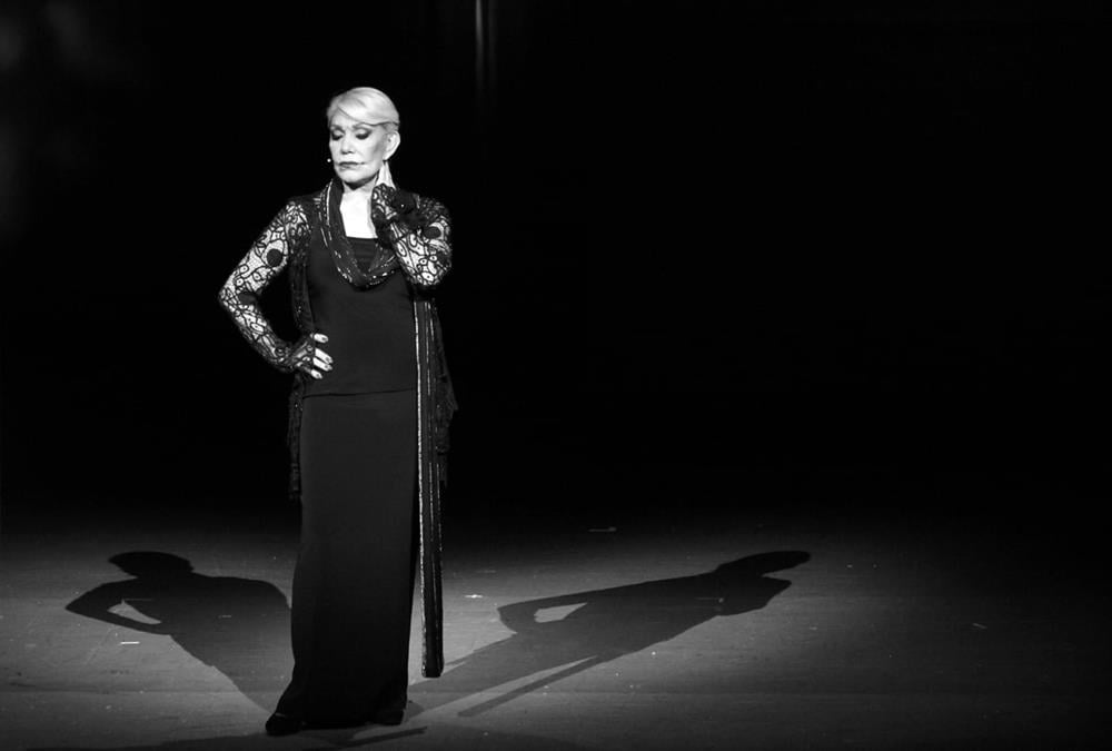 Πέθανε η εμβληματική τραγουδίστρια Μαρινέλλα - Η ζωή και το σπουδαίο έργο της