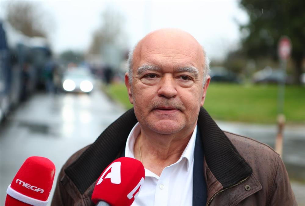 Οργή, ένταση και βαριές καταγγελίες συγγενών στη δεύτερη συνεδρίαση της δίκης των Τεμπών