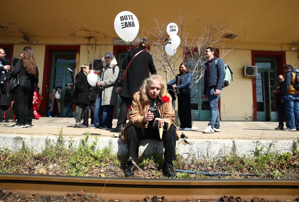 «Ποτέ ξανά»: Στους δρόμους οι Θεσσαλονικείς για την «Πορεία Μνήμης» στα θύματα του Ολοκαυτώματος