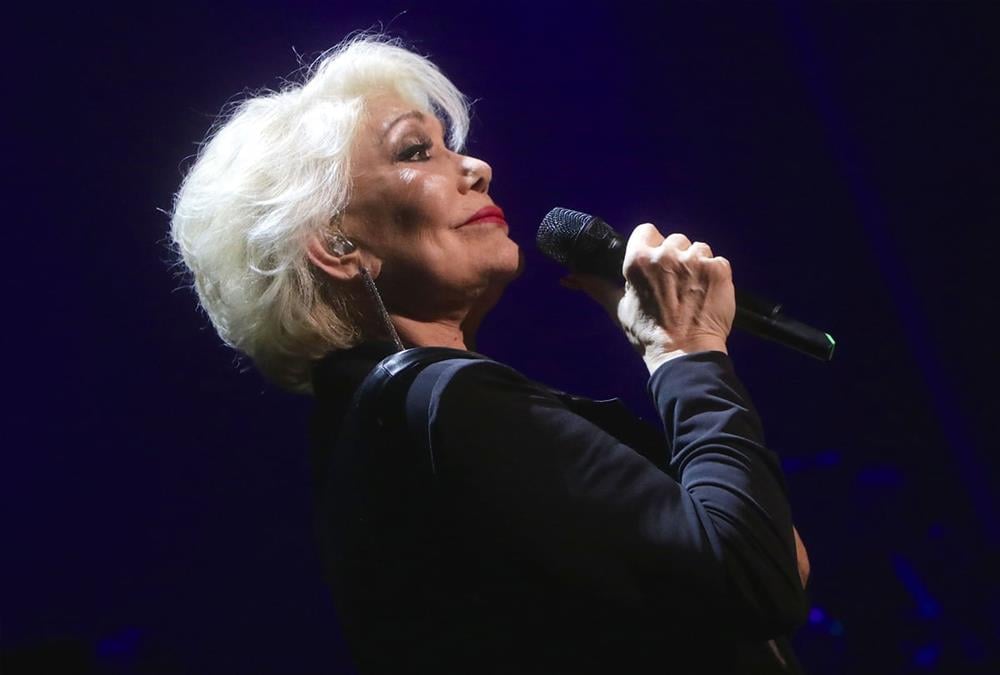 Πέθανε η εμβληματική τραγουδίστρια Μαρινέλλα - Η ζωή και το σπουδαίο έργο της