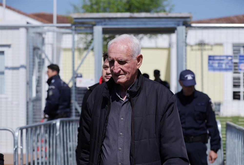 Δίκη για τα Τέμπη, 3η ημέρα: Ηχηρά μηνύματα για δικαιοσύνη και δικαίωση των οικογενειών των θυμάτων - Παρόντες και επιζήσαντες