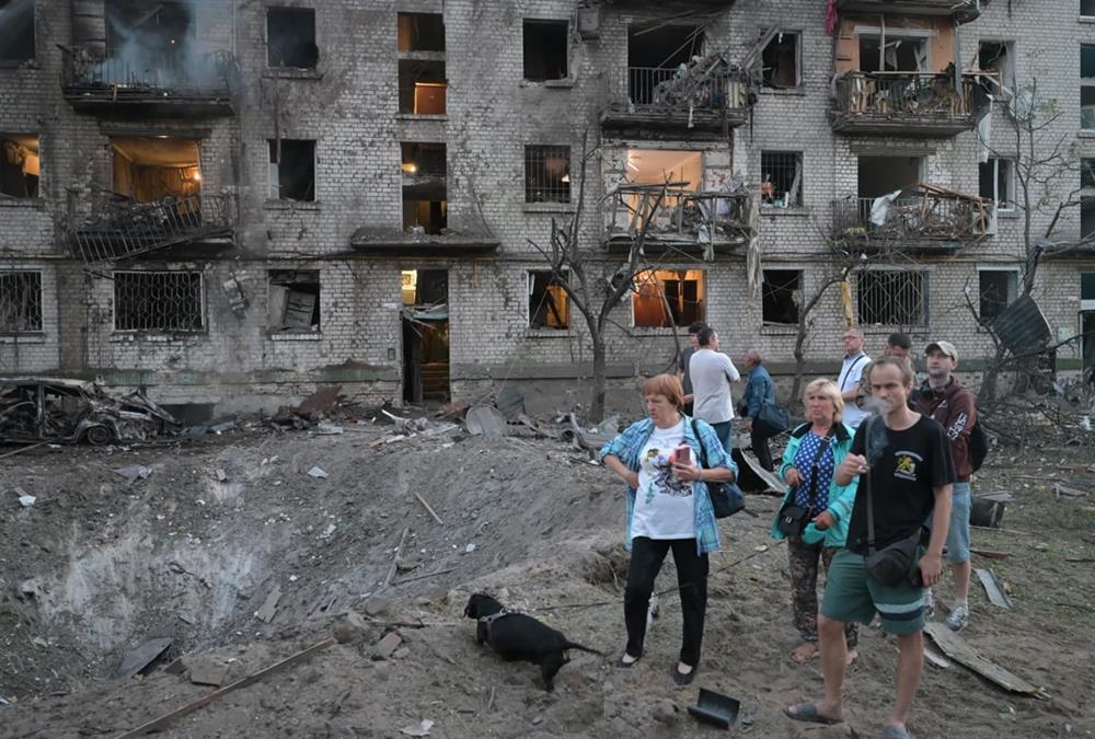 Νέα σφοδρή επίθεση στην Ουκρανία: Κατέρρευσε πολυκατοικία στο Κίεβο - 13 νεκροί και 86 τραυματίες