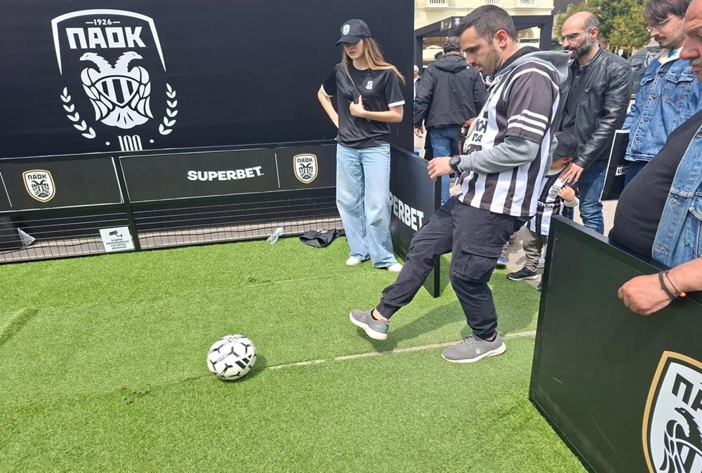 Ο ΠΑΟΚ γιορτάζει έναν αιώνα ζωής: Συγκίνηση, περηφάνια και πολλές εκπλήξεις στην ασπρόμαυρη πλατεία Αριστοτέλους