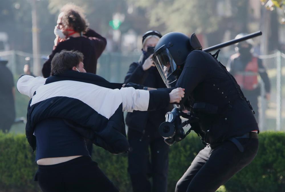 Αλβανία σε αναβρασμό: Νεολαία εναντίον Ράμα