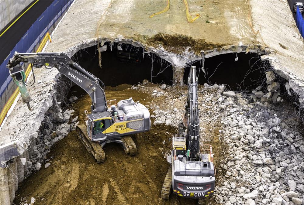 Η στιγμή της κατεδάφισης του τούνελ στον Περιφερειακό για τον Flyover Θεσσαλονίκης