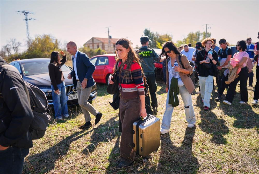 Απέραντη θλίψη στην Ισπανία μετά το πολύνεκρο σιδηροδρομικό δυστύχημα