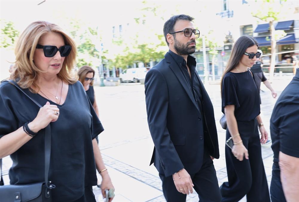 Ράγισαν καρδιές στο τελευταίο «αντίο» στη Μάρω Κοντού - Η Ελλάδα αποχαιρέτησε μία σπουδαία κυρία της τέχνης